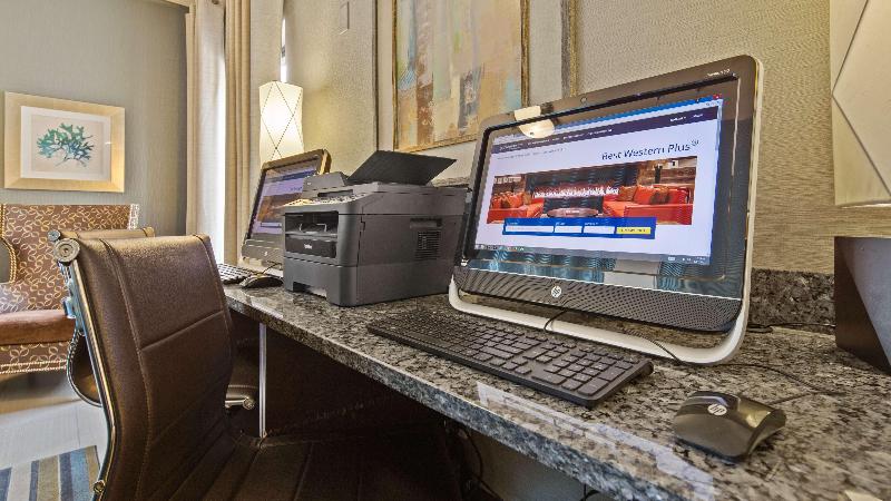هتل Best Western Plus Tallahassee North