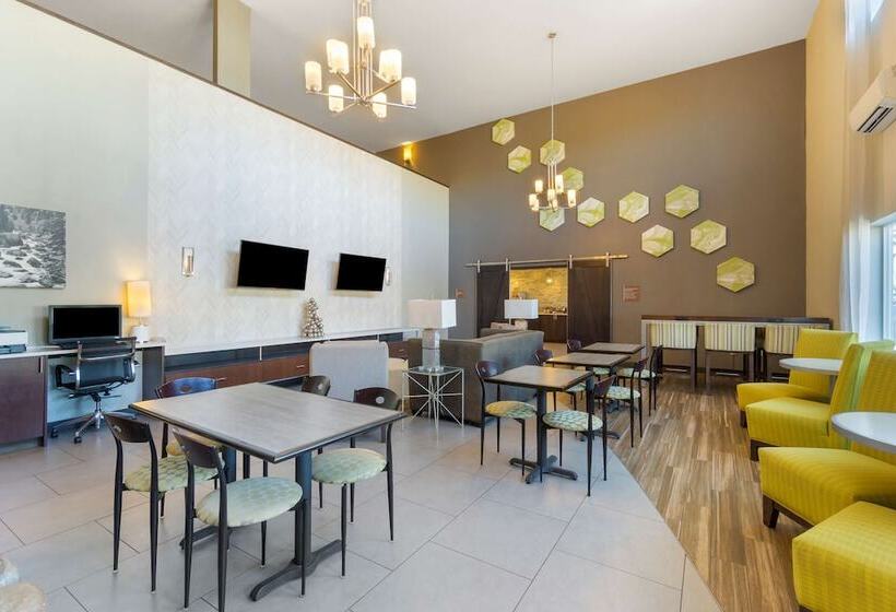 Отель Best Western Plus Wenatchee Downtown