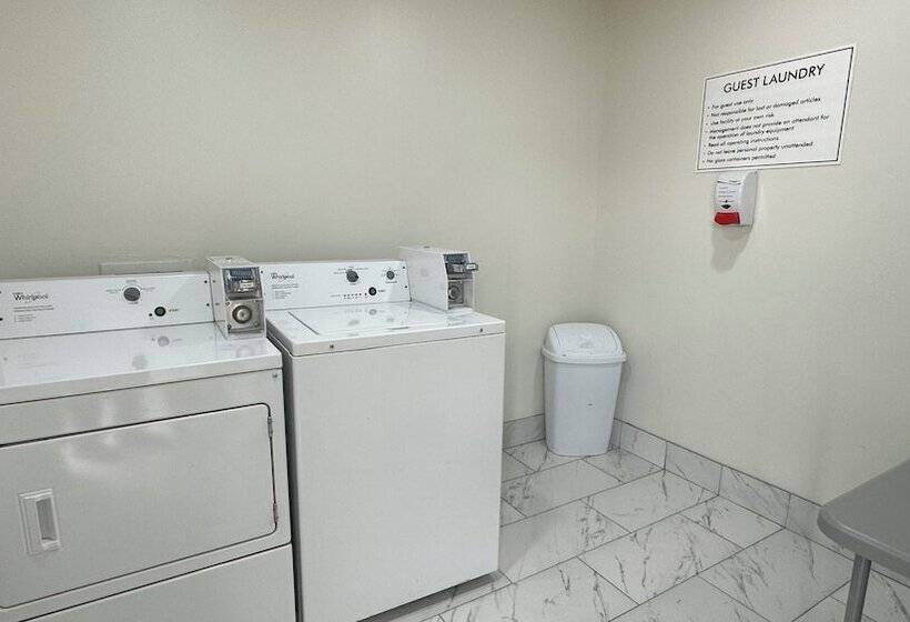 هتل Clarion Pointe Vidalia  Lyons West