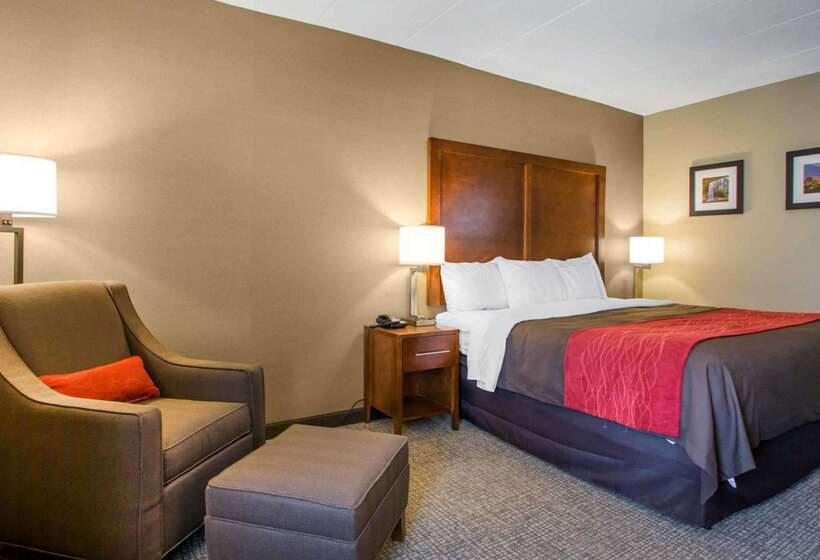 هتل Comfort Inn Dayton  Huber Heights