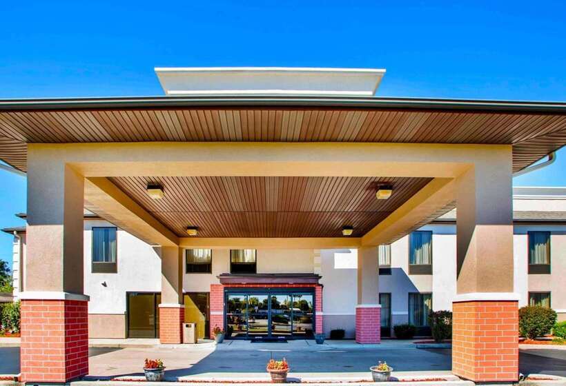 هتل Comfort Inn Dayton  Huber Heights