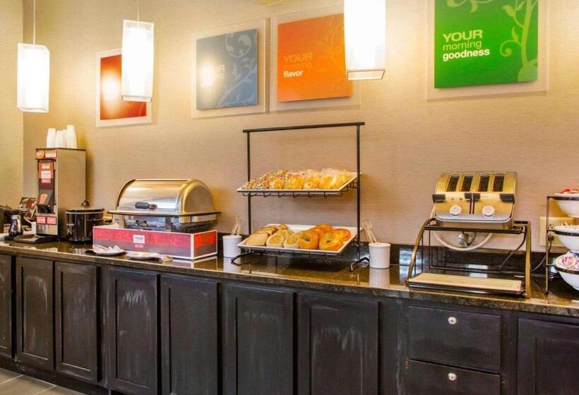هتل Comfort Inn Dayton  Huber Heights