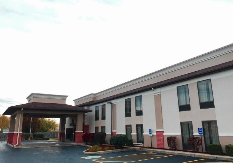 هتل Comfort Inn Dayton  Huber Heights