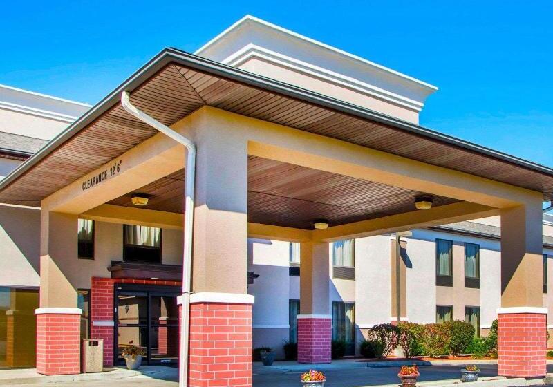 هتل Comfort Inn Dayton  Huber Heights