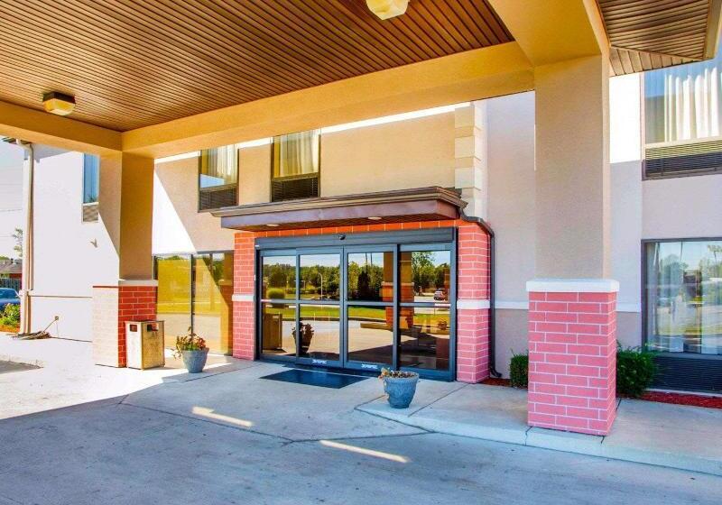 ホテル Comfort Inn Dayton  Huber Heights