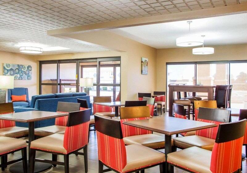 هتل Comfort Inn Dayton  Huber Heights