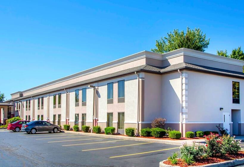 هتل Comfort Inn Dayton  Huber Heights