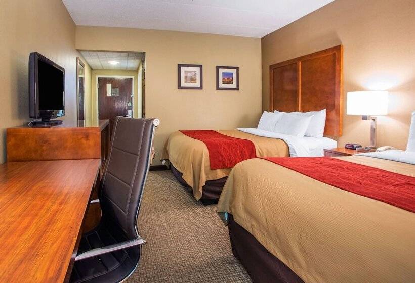 هتل Comfort Inn Dayton  Huber Heights