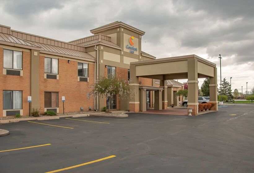 בית מלון כפרי Comfort Inn Huntington Near University