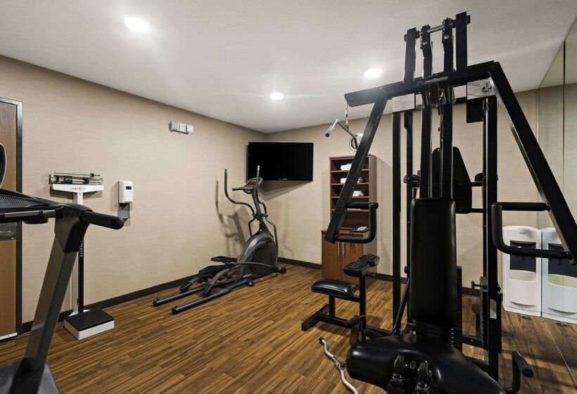בית מלון כפרי Comfort Inn Huntington Near University