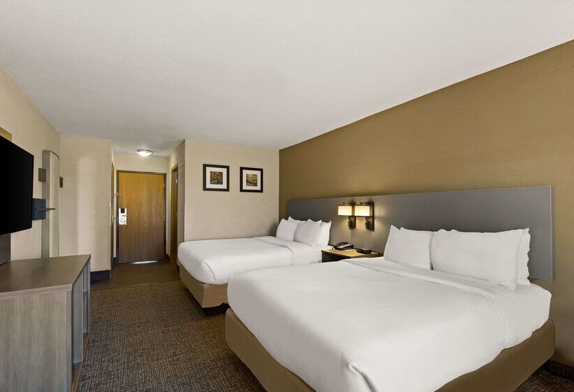 בית מלון כפרי Comfort Inn Huntington Near University