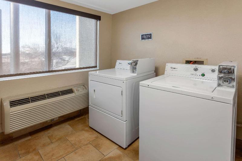 בית מלון כפרי Comfort Inn Layton   Salt Lake City
