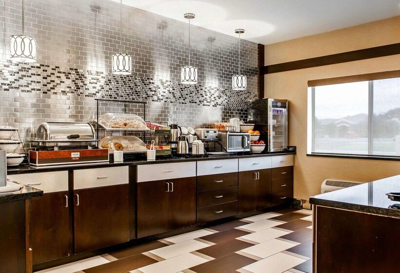 هتل Comfort Inn Marion