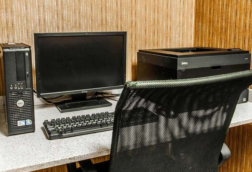 هتل Comfort Inn Marion