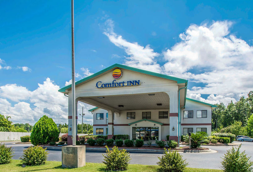 هتل Super 8 By Wyndham Montgomery I65