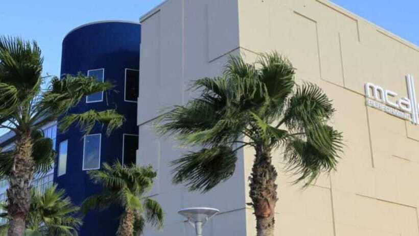 هتل Shary Inn And Suites