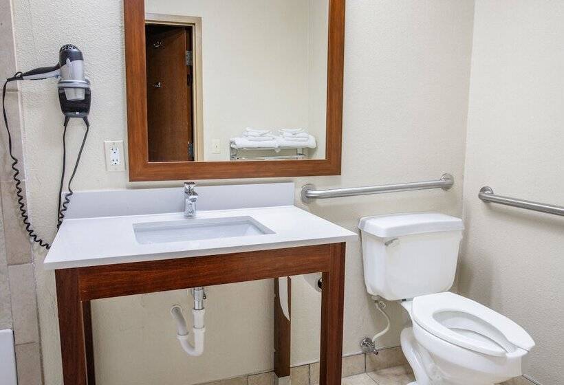 Отель Comfort Inn