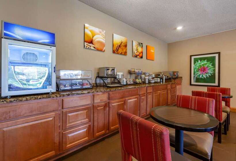 هتل Comfort Inn