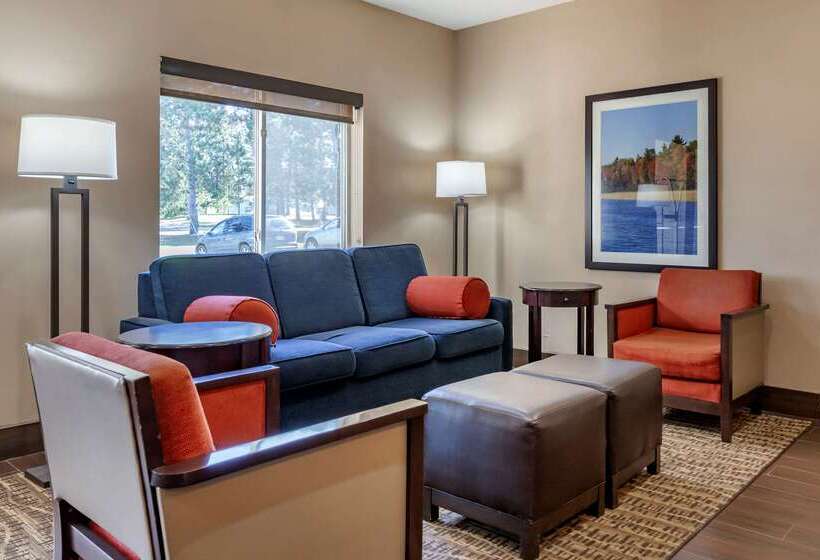 هتل Comfort Inn