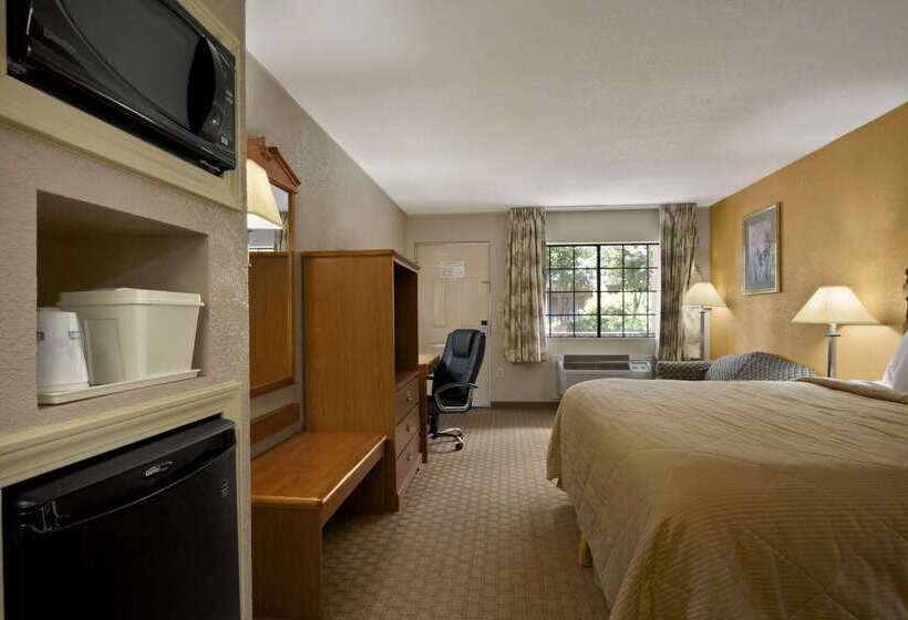 هتل Days Inn By Wyndham Southaven Ms