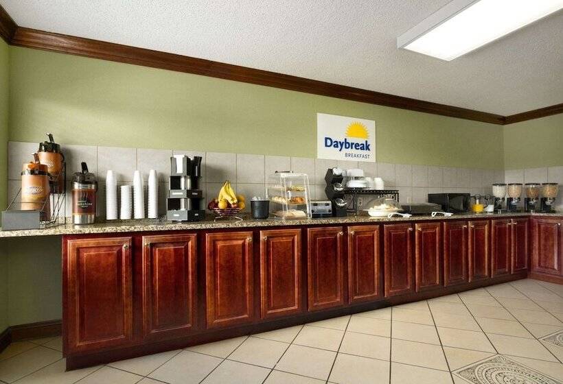 هتل Days Inn By Wyndham Southaven Ms