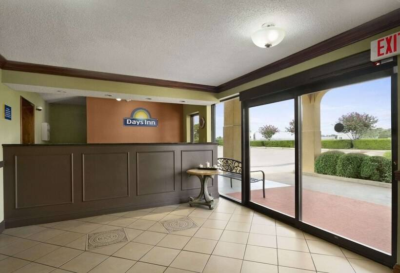 هتل Days Inn By Wyndham Southaven Ms