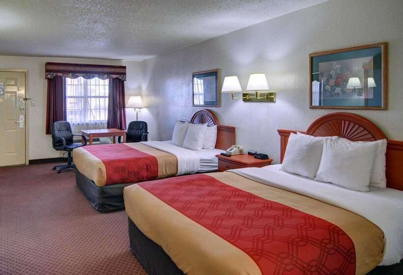 هتل Super 8 By Wyndham Decatur Texas