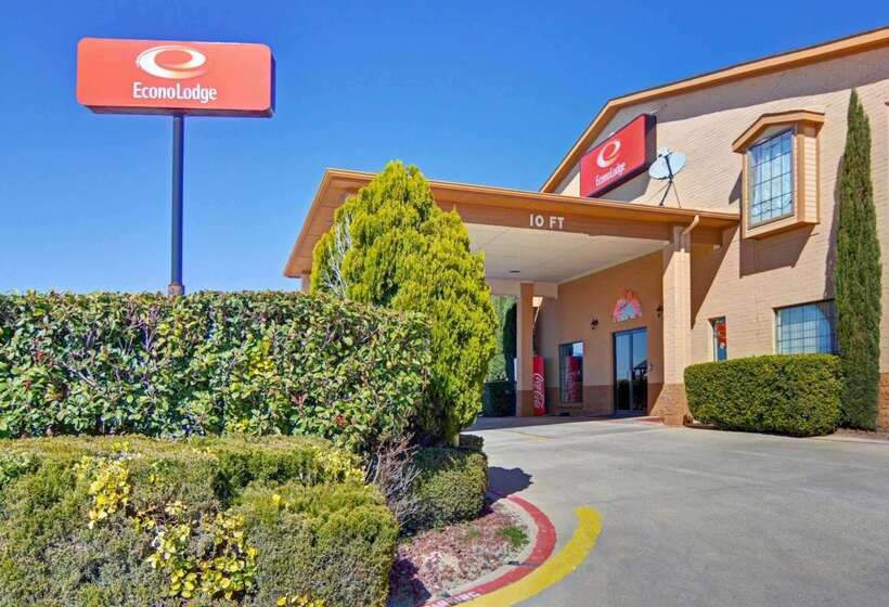 هتل Super 8 By Wyndham Decatur Texas
