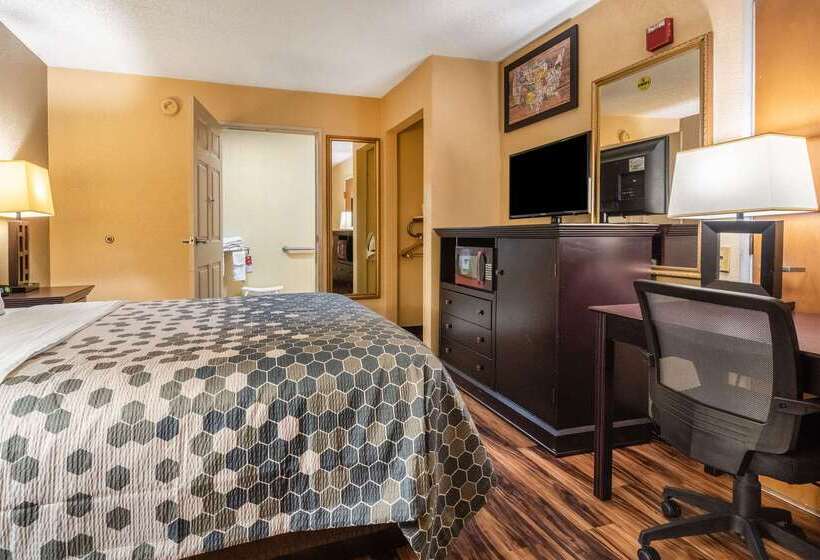 هتل Econo Lodge Hillsboro I 35