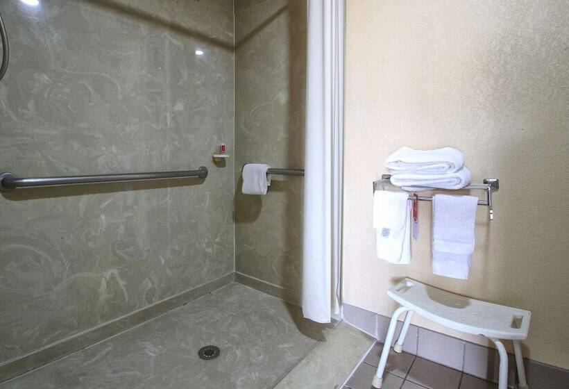 هتل Econo Lodge Hillsboro I 35