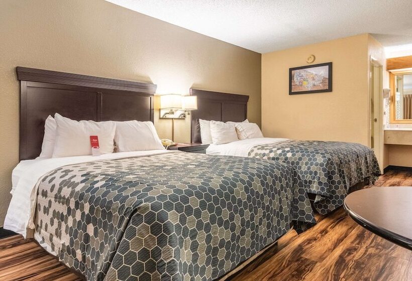 هتل Econo Lodge Hillsboro I 35