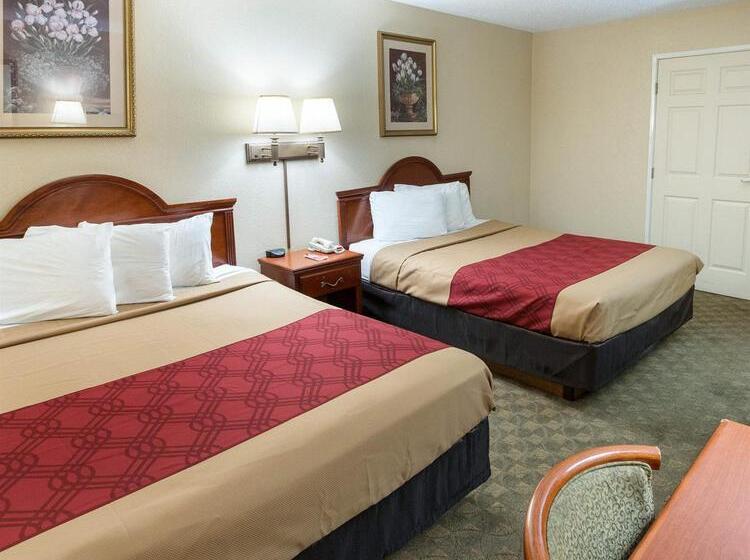 هتل Econo Lodge Hillsboro I 35