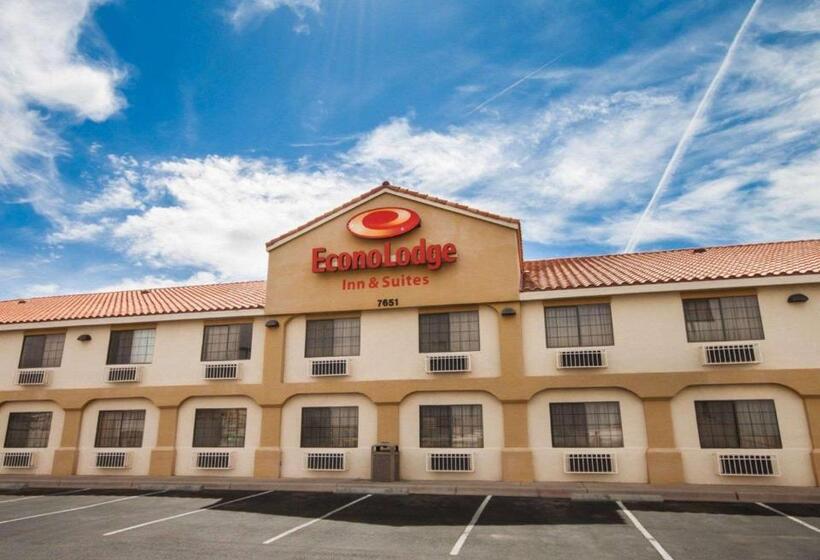 هتل Econo Lodge Inn & Suites
