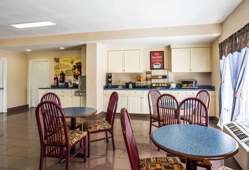 فندق Econo Lodge