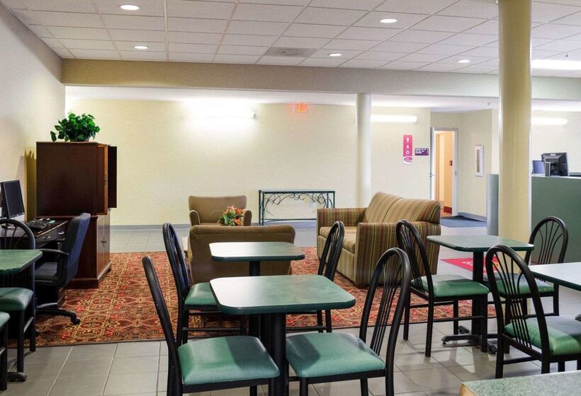 فندق Econo Lodge