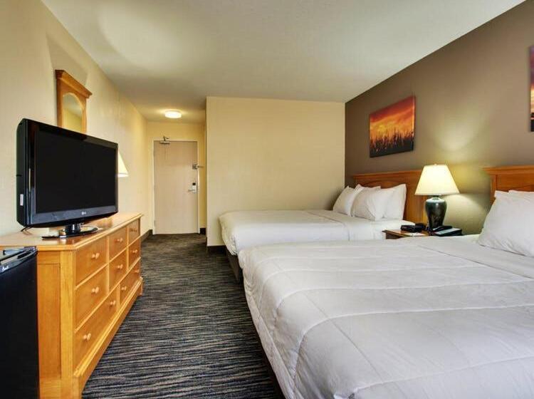 ホテル Everspring Inn & Suites