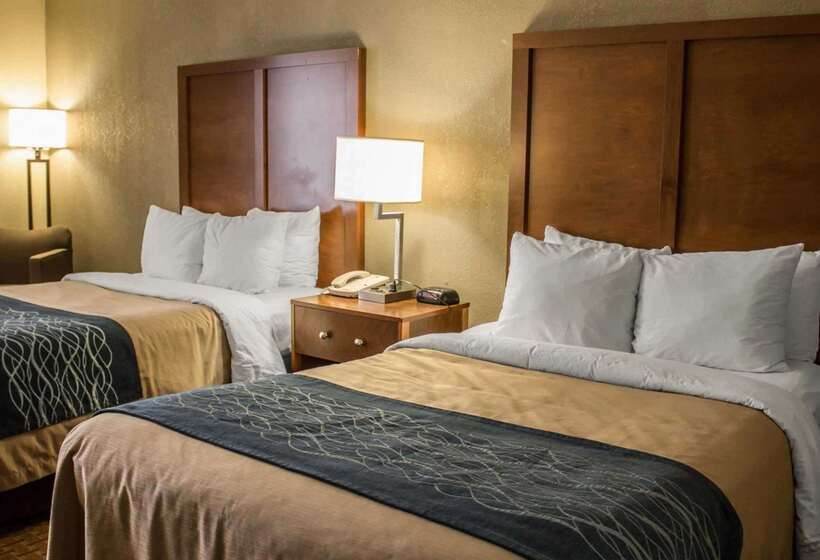 هتل Quality Inn