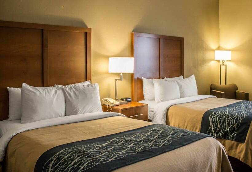 هتل Quality Inn