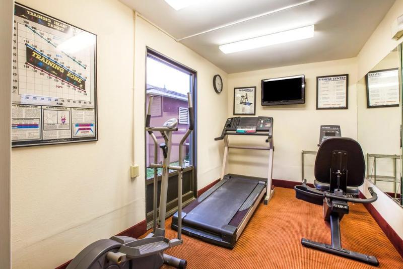 هتل Quality Inn & Suites Canton, Ga