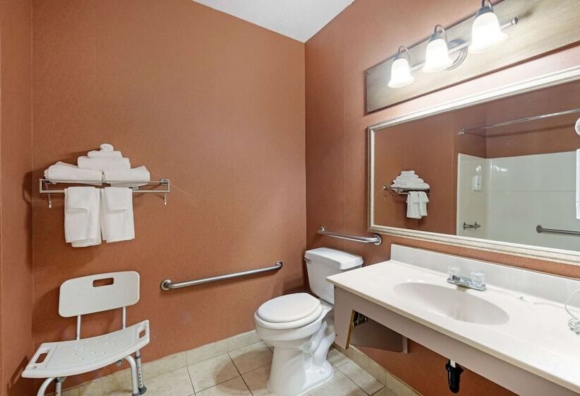 فندق Quality Inn Bemidji