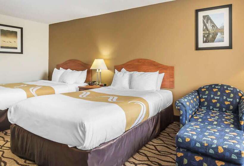 ホテル Quality Inn Charleston I57