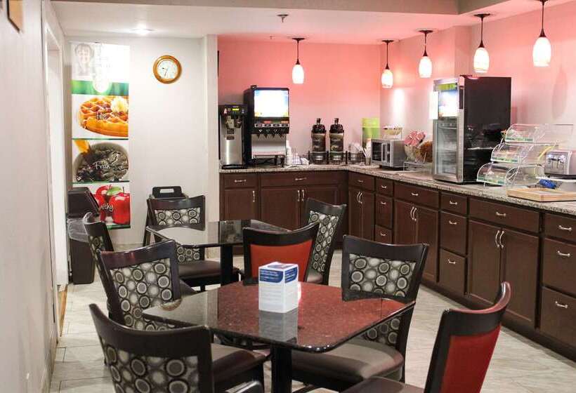 Отель Quality Inn Clintonknoxville North