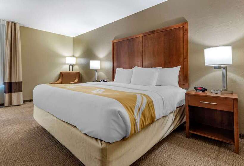 هتل Quality Inn