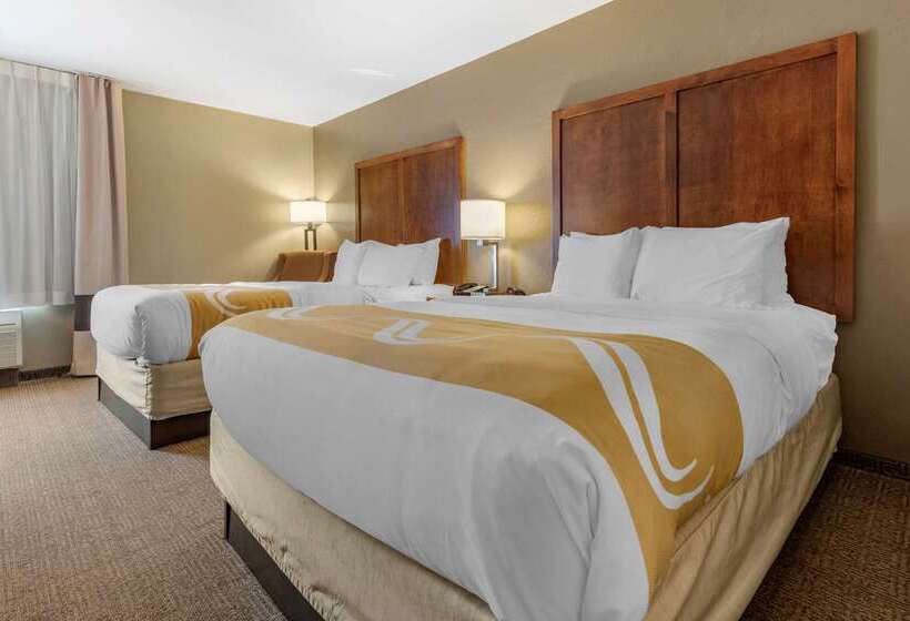 هتل Quality Inn