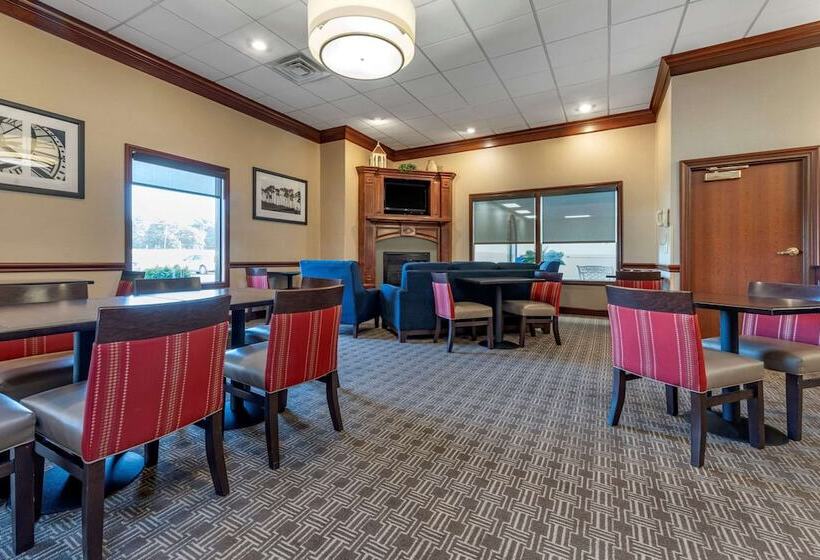 هتل Quality Inn