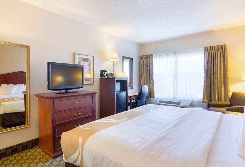 호텔 Quality Inn