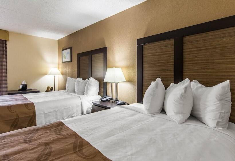 Отель Quality Inn