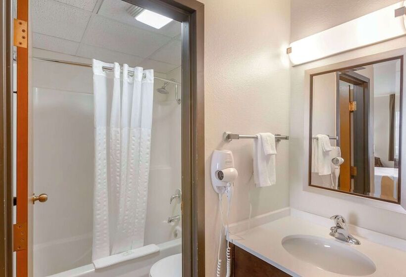 Отель Quality Inn Hamilton Bitterroot Valley