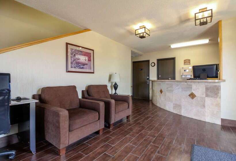 فندق Quality Inn Hays I70