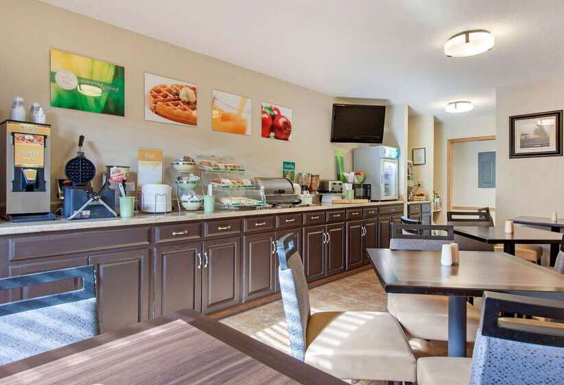 فندق Quality Inn Hays I70